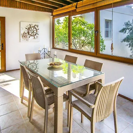 With Private Pool And Lovely View In Villa *